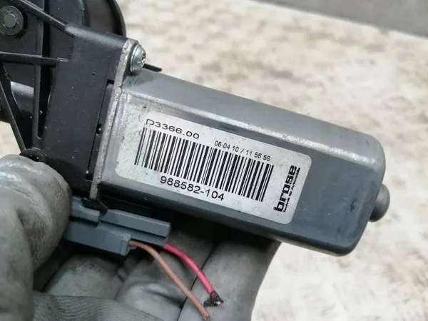 Istuinmoottori etu vasen Citroen C5 OEM 984686104 image 2