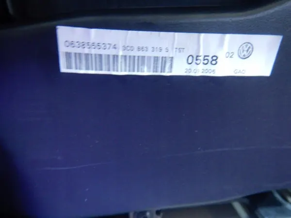 OEM Zawada-252729- Keskikonsoli Käsinoja VW Passat image 7