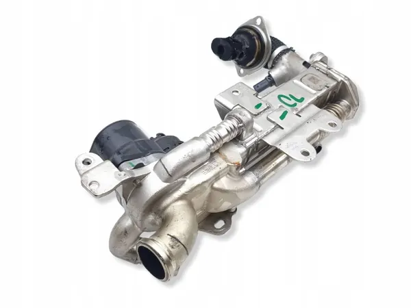 Refroidisseur EGR d'occasion OEM K6D3-9U438-AD Land Rover image 3