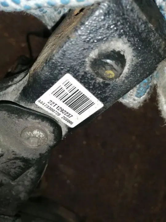OEM A4473300720 Alojamiento Cojinete Rueda Mercedes VITO image 3