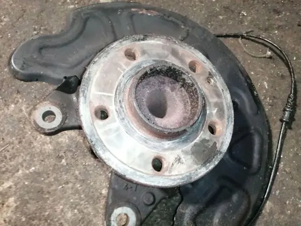 OEM A4473300720 Alojamiento Cojinete Rueda Mercedes VITO image 4