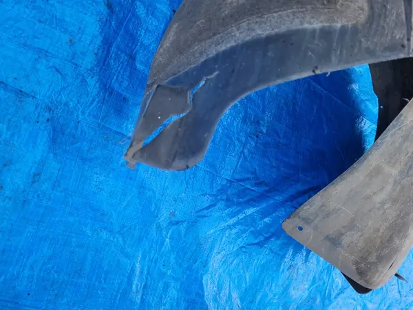 OPEL Astra J Front Left Wheel Arch KPL 13354313 image 9