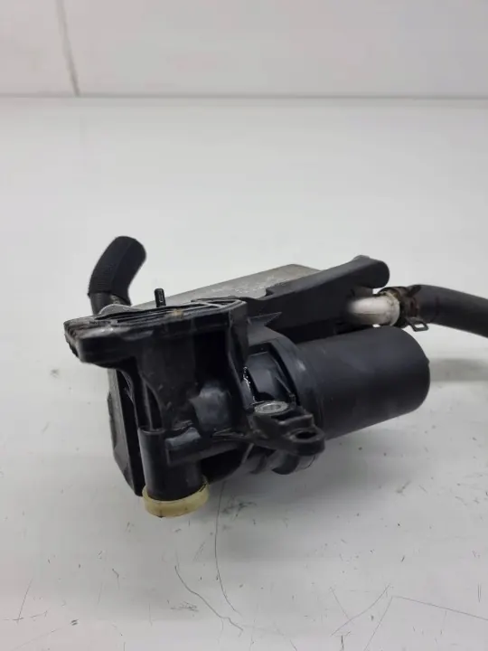 Refroidisseur d'huile boîte OEM A2465010101 Mercedes image 3