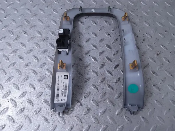 Bastidor izquierdo Chevrolet Volt I usado OEM 22858477 image 4
