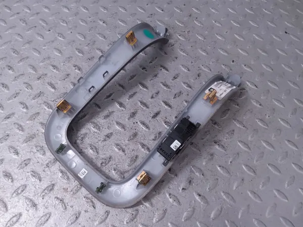 Bastidor izquierdo Chevrolet Volt I usado OEM 22858477 image 6