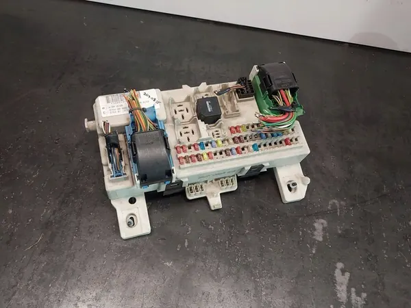 Módulo / Controlador de conforto Ford Focus 4M5T-14A073-AF image 5