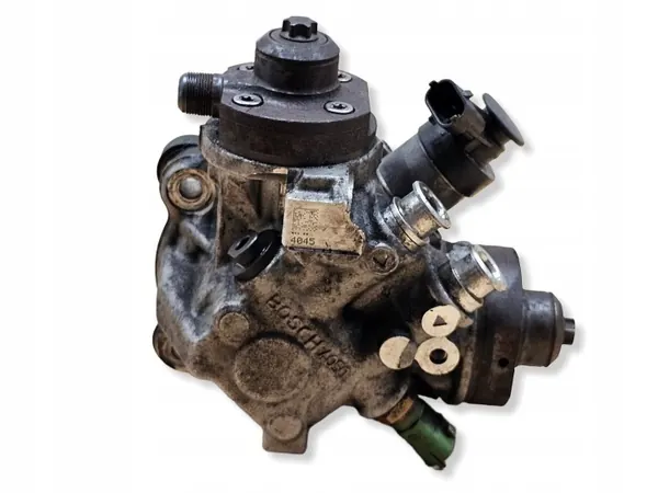 Ruiskutuspumppu OEM 31372081 Volvo D5 D4 D3 image 3