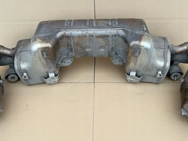 Uitlaatdemper OEM 9GT251053A Porsche 718 image 4