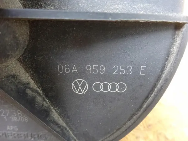 Toissijainen ilmapumppu OEM 06A959253E Audi A3 8P:lle image 3