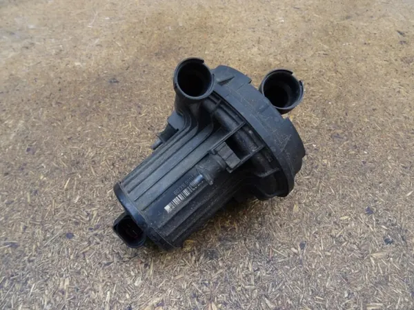 Toissijainen ilmapumppu OEM 06A959253E Audi A3 8P:lle image 5
