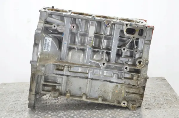 Jeep Compass Motorblock OEM P68252247AA - Begagnad image 9