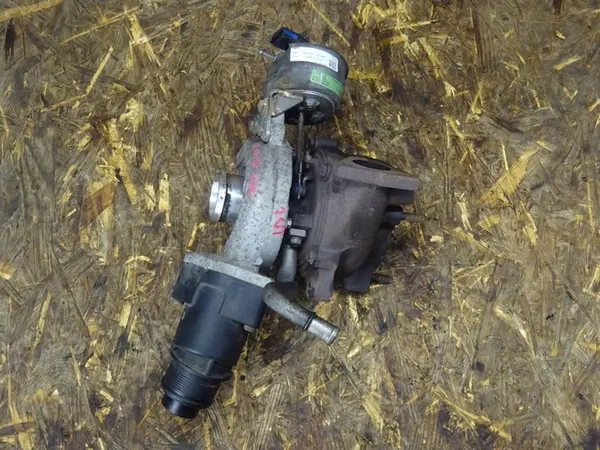 Turbokompressor AUDI A4 B8 2.0 TDI 03L145721A image 3