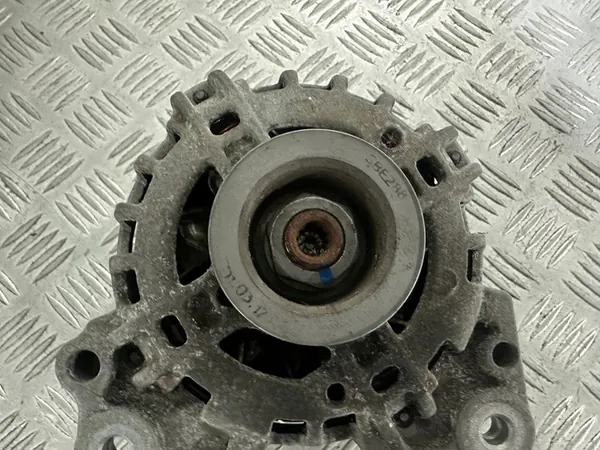 VW POLO 6C 1.0 MPI Vaihtovirtageneraattori image 3