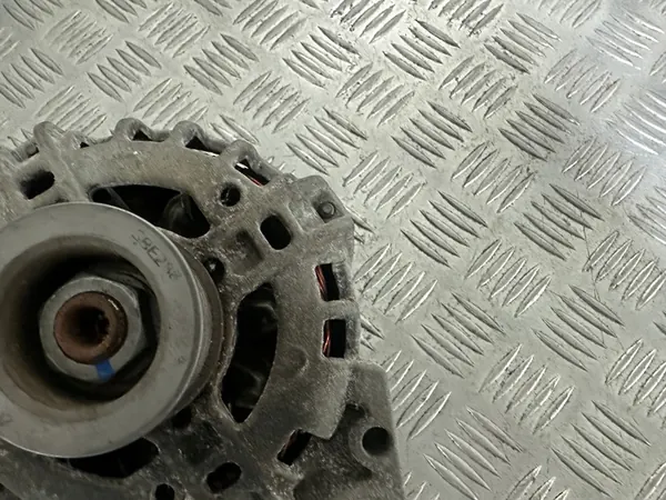 VW POLO 6C 1.0 MPI Vaihtovirtageneraattori image 5