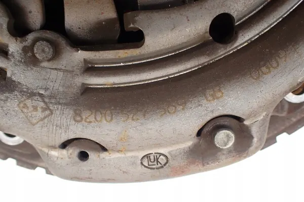 Dacia Kytkinflywheel 8200527569 image 9