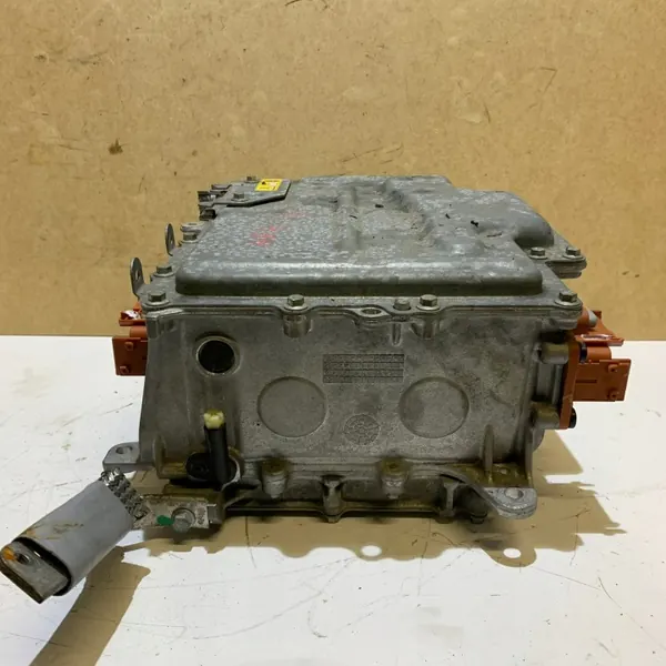 Convertidor Renault Arkana 1.6 e-Tech OEM 231C16535R image 10