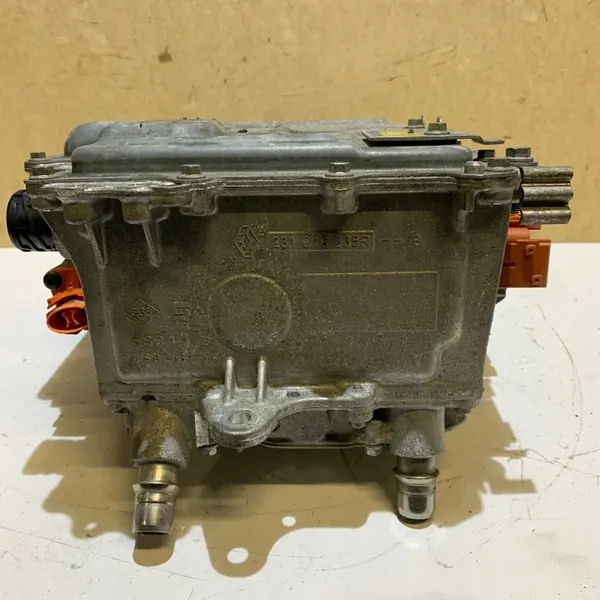 Convertidor Renault Arkana 1.6 e-Tech OEM 231C16535R image 4