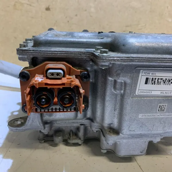 Convertidor Renault Arkana 1.6 e-Tech OEM 231C16535R image 9