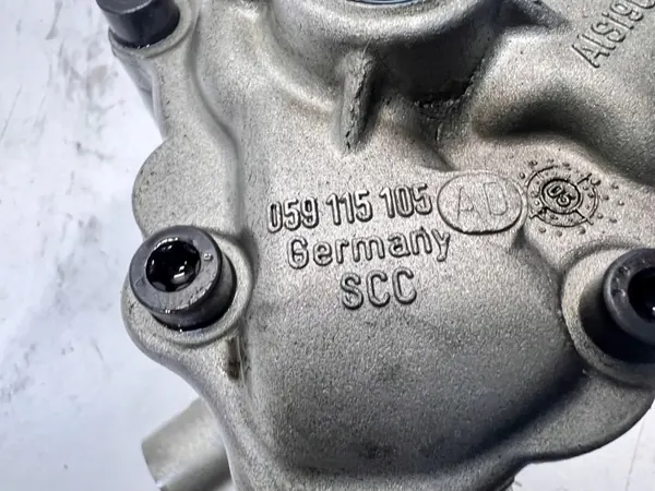 Oliepomp OEM 059115105AD voor Audi A6 C6 2.7/3.0 TDI image 9