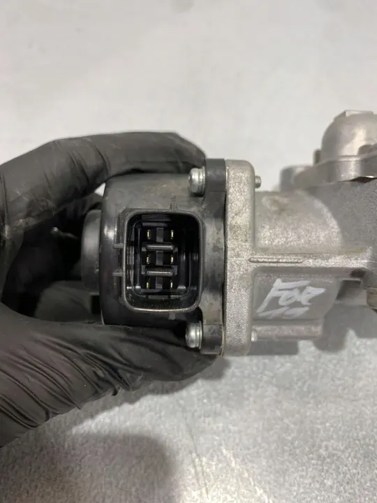 Válvula EGR Subaru OEM FBZ18338 - Estado usado image 2