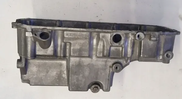 Cárter de aceite usado OEM 55567087 para Opel Insignia A 2.0 CDTI image 2