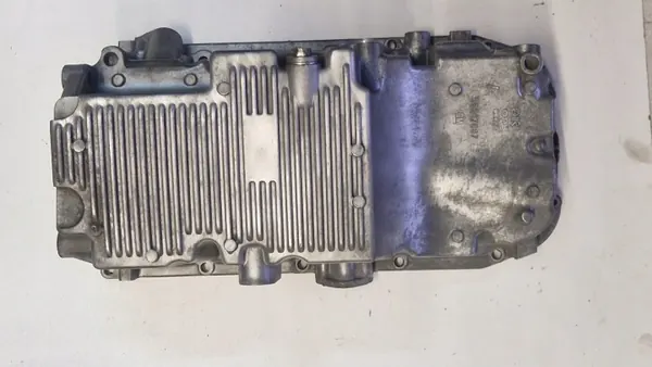 Cárter de aceite usado OEM 55567087 para Opel Insignia A 2.0 CDTI image 3