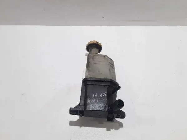 OEM 04772456AD stuurbekervat Chrysler 300M image 2