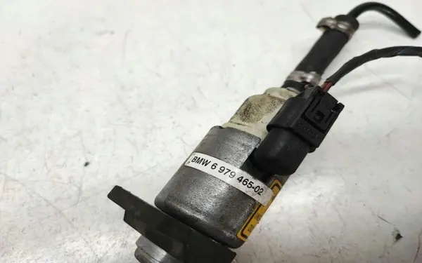 Bomba combustível aquecimento auxiliar BMW OEM 6979465 image 3