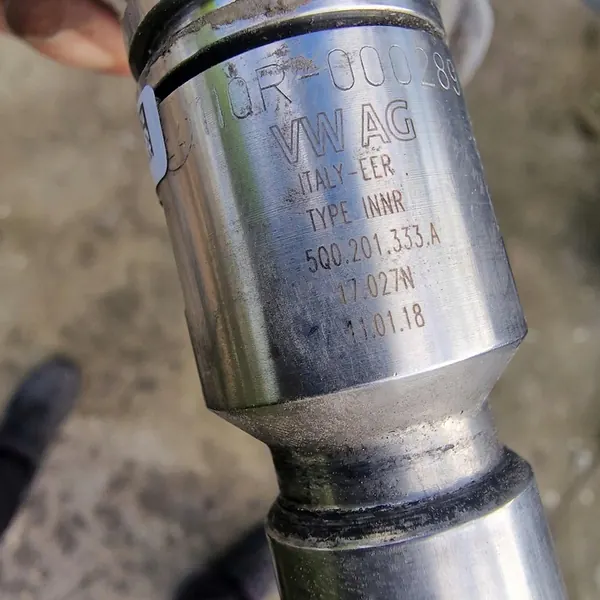 Tuyau de gaz CNG LEON III 5Q0201333A image 2