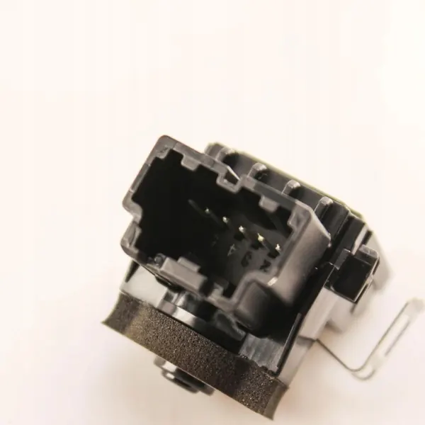 Sensor de Sol Ford Kuga II 2020 OEM ML3H19E907AA image 3