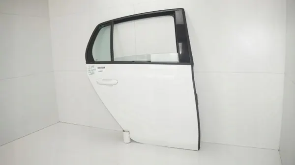 OEM 360181823 Oikea takao VW Golf VI -ovi image 3