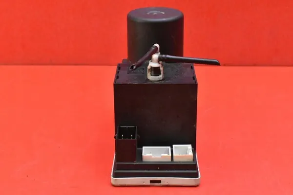 Zentralverriegelungspumpe Audi A4 B5 Sedan 94-99 8L0862257E image 2