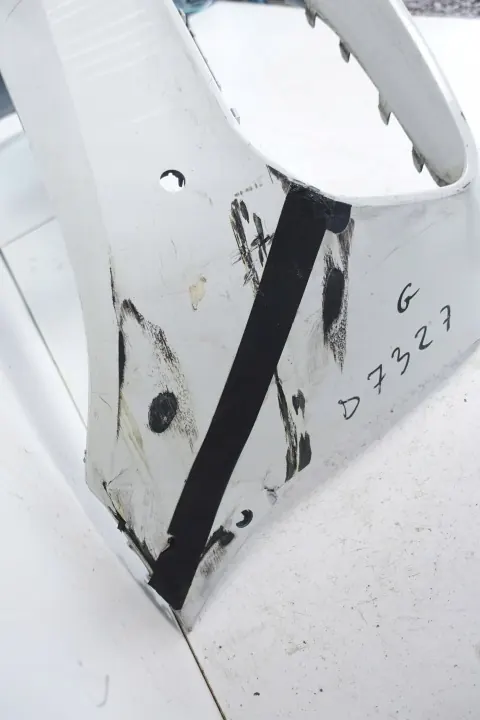 BMW 5 G30 G31 etupuskuri OEM 8064928 image 3