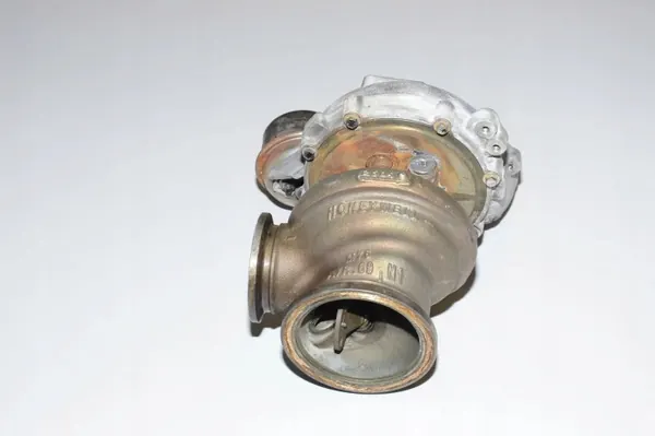 Turbo usado OEM 7849045 para BMW 5 F10 image 4