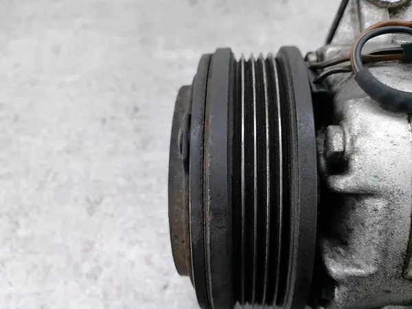 Compressore aria condizionata Opel Zafira B 1.8 16V 93187227 image 2