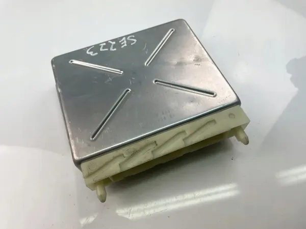 Computadora Transmisión Volvo OEM 17208695 Usado image 2
