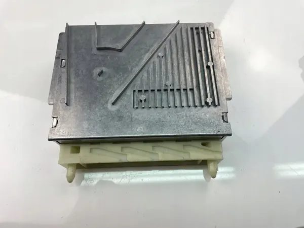 Computadora Transmisión Volvo OEM 17208695 Usado image 4