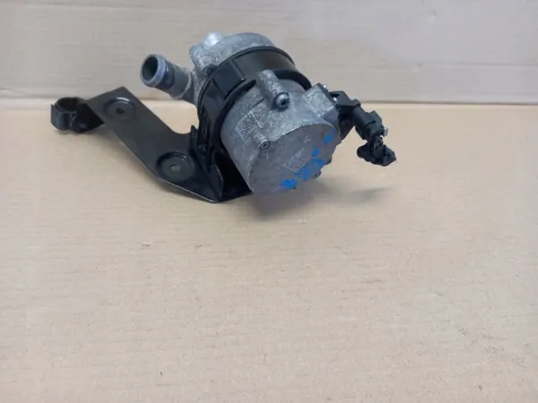 Aputulppapumpun Kiinnike OEM 4H0965567A 8W014896C image 3