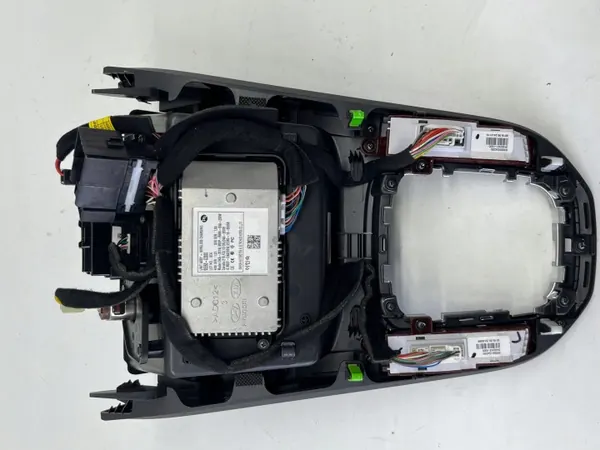 OEM 84651G4AA0 Cache Chargeur Sans Fil Hyundai i30 III image 3