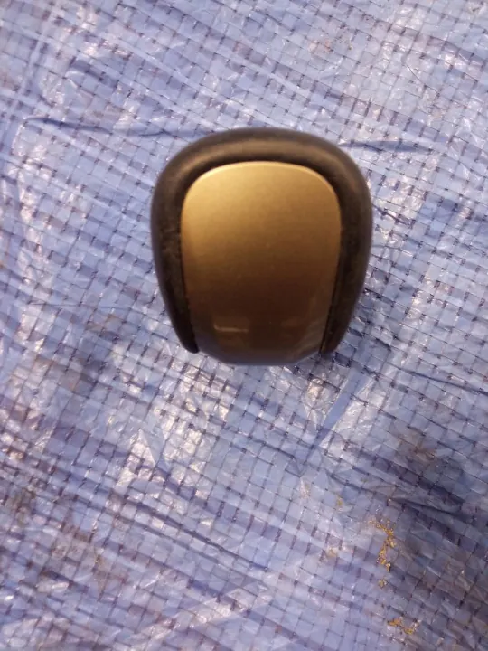 Pomo de mudanças Lexus RX 450H OEM DDD2D2 - Usado image 4