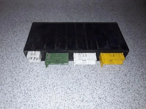 Module Confort BMW OEM 61351388523 pour Série 5 image 3