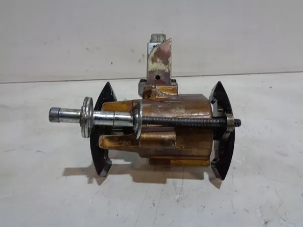 Tensor de correia direito OEM sdfy7654ftL9kL Audi A8 image 10