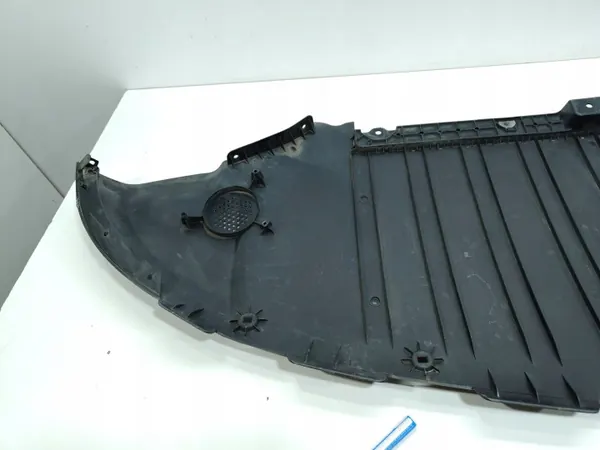 Cache de pare-chocs avant Tesla Model Y OEM 1760713-00-C image 6