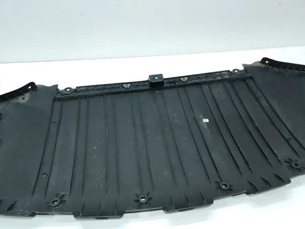 Cache de pare-chocs avant Tesla Model Y OEM 1760713-00-C image 8