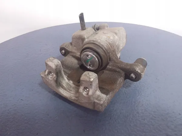 Takajarrusatula oikea Ford Focus MK2 1.6 TDCi B190085R image 6