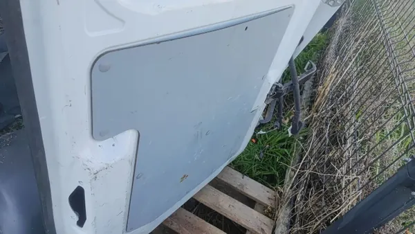 Gebrauchter Kofferraumabdeckungssatz OEM VGG766 Renault Master III image 4