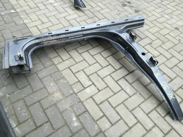 Panel de umbral derecho VOLVO XC90 I 2002-2014 OEM image 4