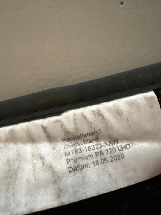 OEM MY83-18323-AAW Aston Martin DBX Teppichmatte image 3