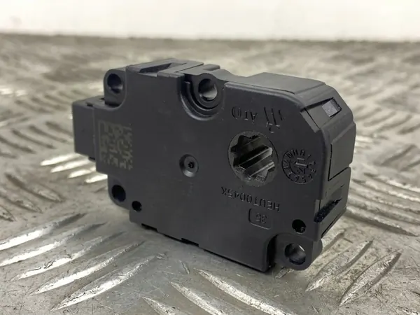 Jeep OE ZBAT0115D00 Lüftungsgitter - Gebraucht image 3