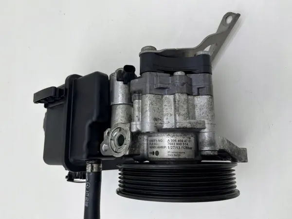 Mercedes-Benz ohjauspumppu OEM A0064664701 image 4